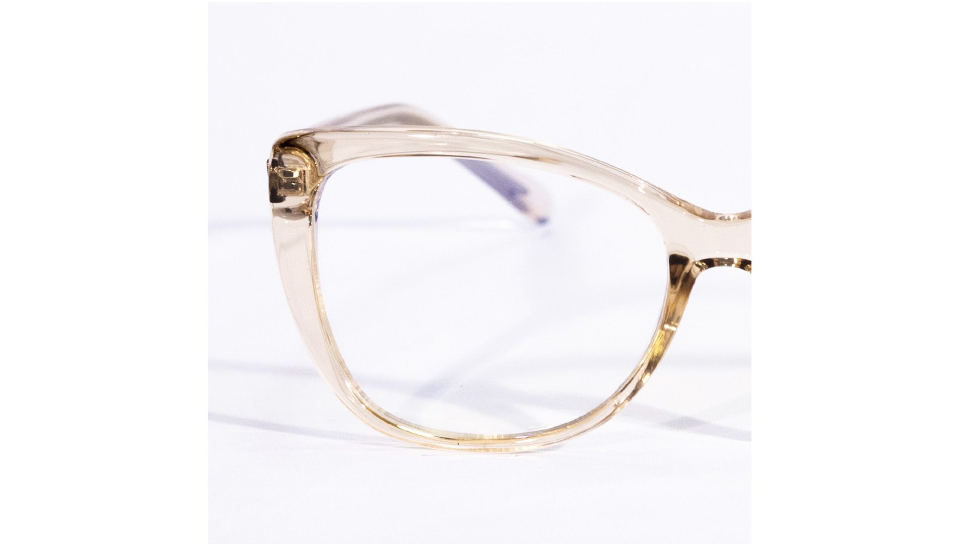 Rhein Vision - producator de lentile oftalmologice